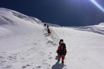 安全珠峰丈量登山队队员抵达海拔7028米的北坳营地